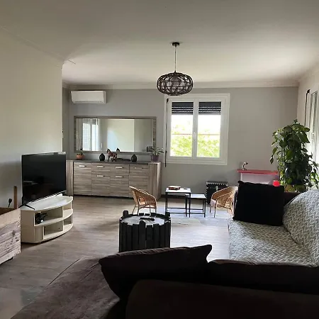 Nany Апартаменты Нерак